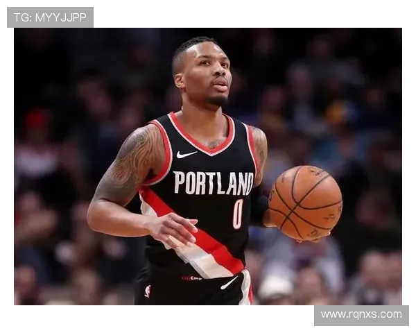 克莱半场表现平平仅得9分1篮板正负值显著下滑引发关注